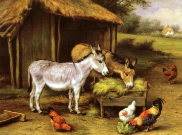 エドガー・ハント Painting - 納屋の家禽家畜小屋の外で餌をやる鶏とロバ エドガー・ハント